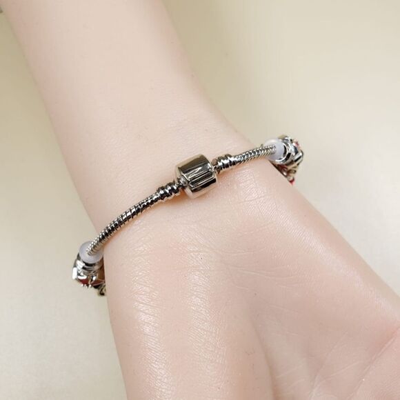 Brand New Hello Kitty Red Stone Silver Bracelet - Picture 6 of 7